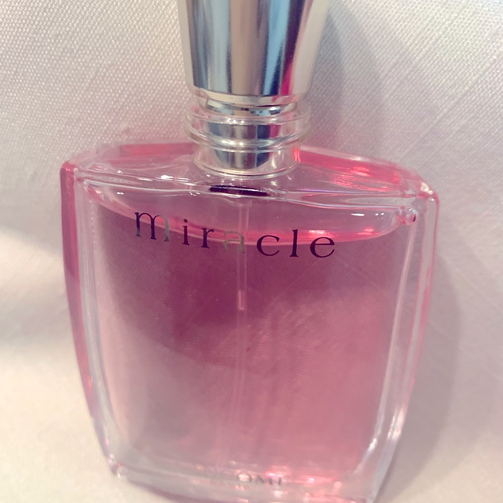 Miracle by Lancôme - sprayed once or twice-perfume